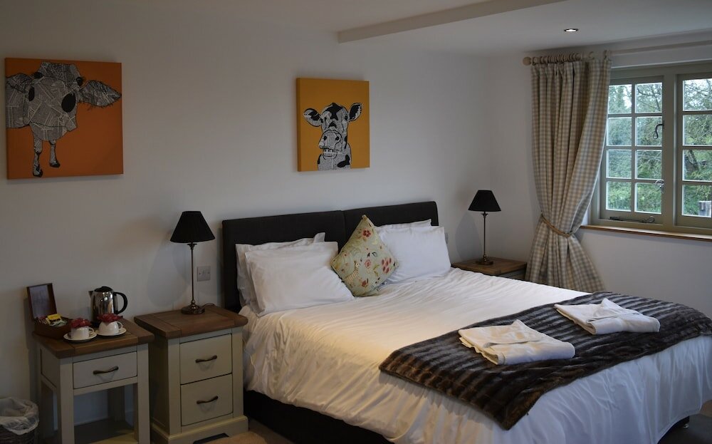 Фото Three Horseshoes