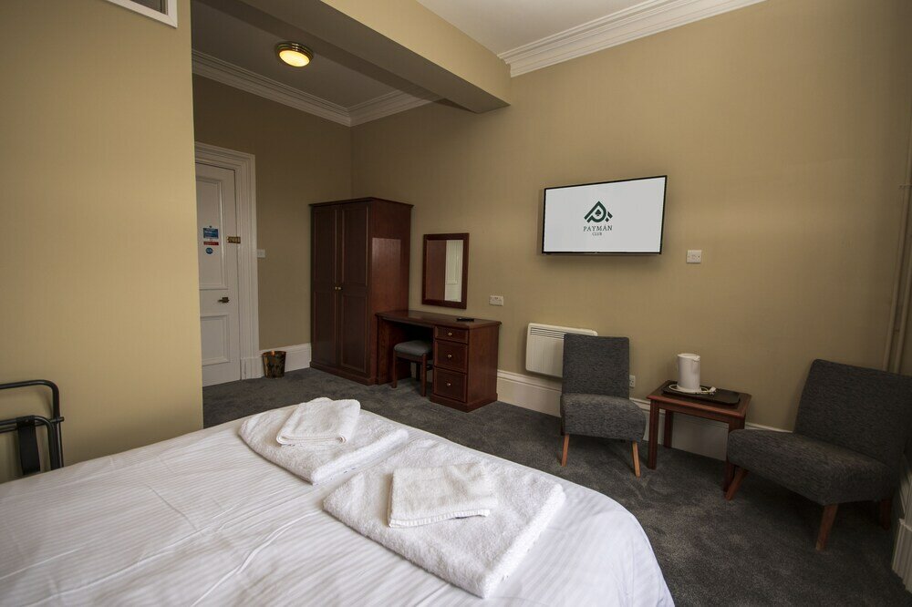 Фото Harbour Cottage