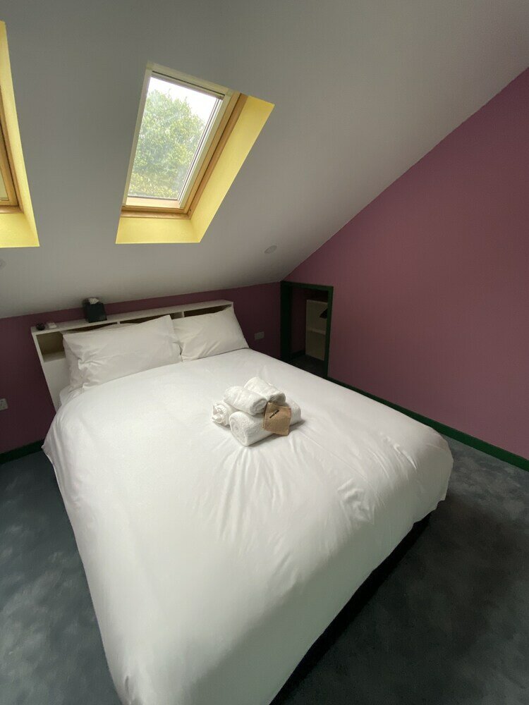 Фото Aaron Wise - 51 Fitzhamon