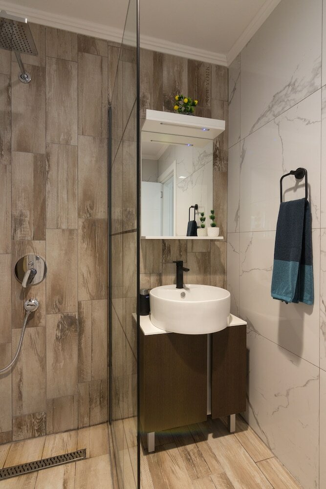 Фото Deluxe Feliciano Apartments