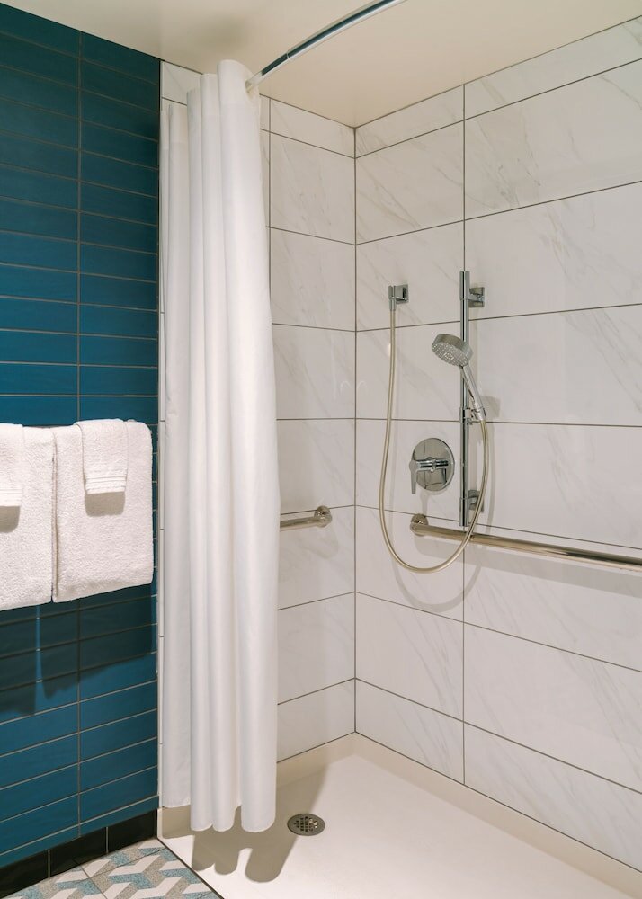 Фото Sonder The Quincy Ascend Hotel Collection