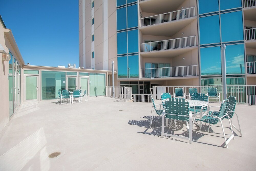 Фото Sea Breeze 1002 Penthouse