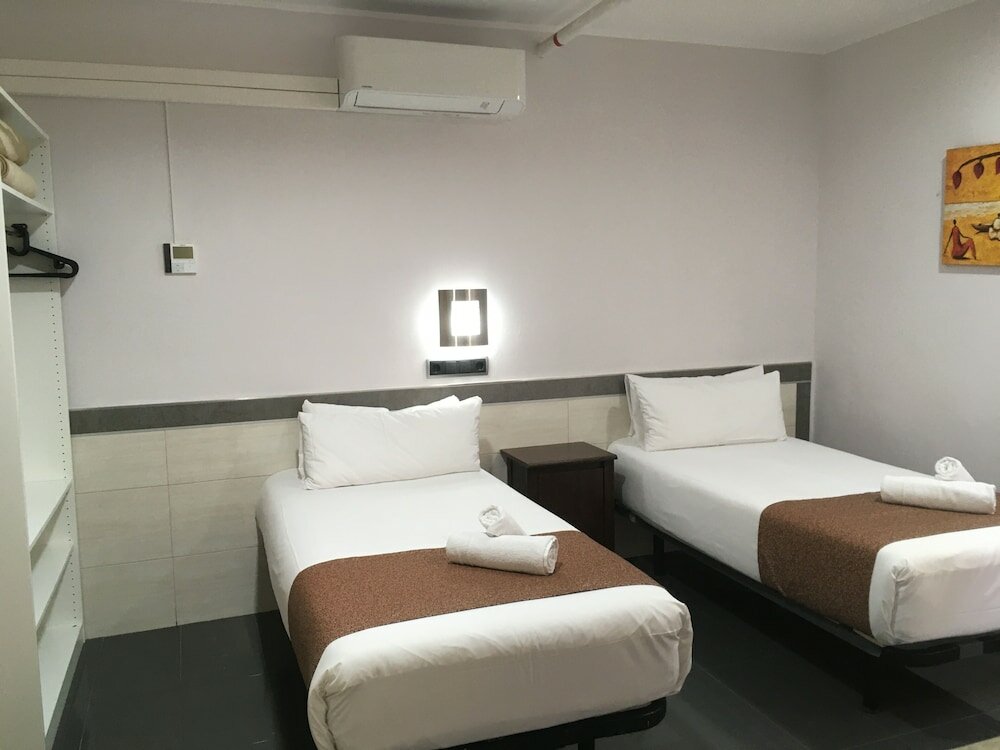 Фото Hostal Levante