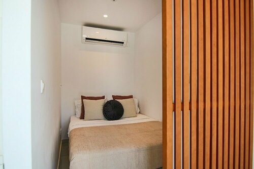 Гостиница Phaedrus Living - Seaside Luxury Flat Harbour 108 в Пафосе