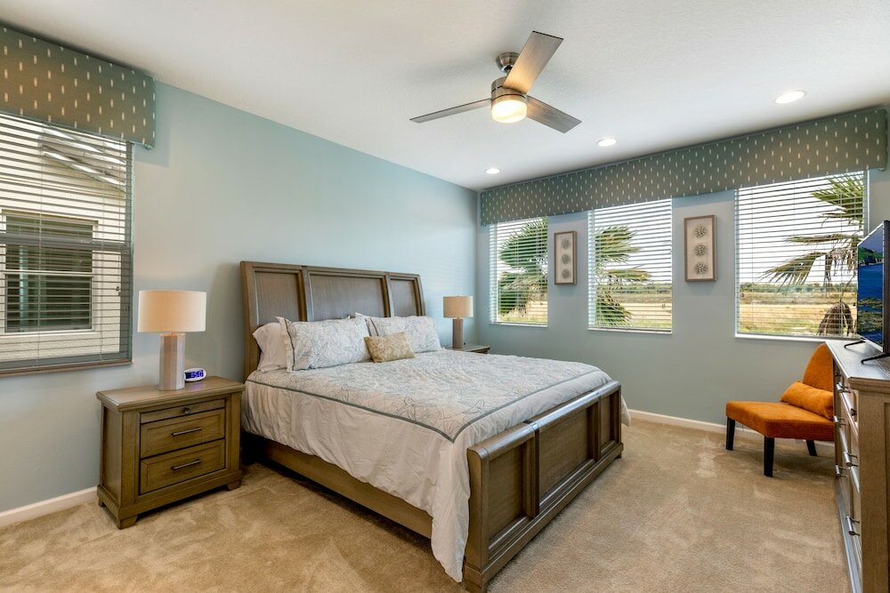 Фото Lake Breeze 6 Bedrooms