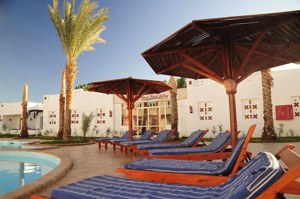 Фото Ocean Club Hotel