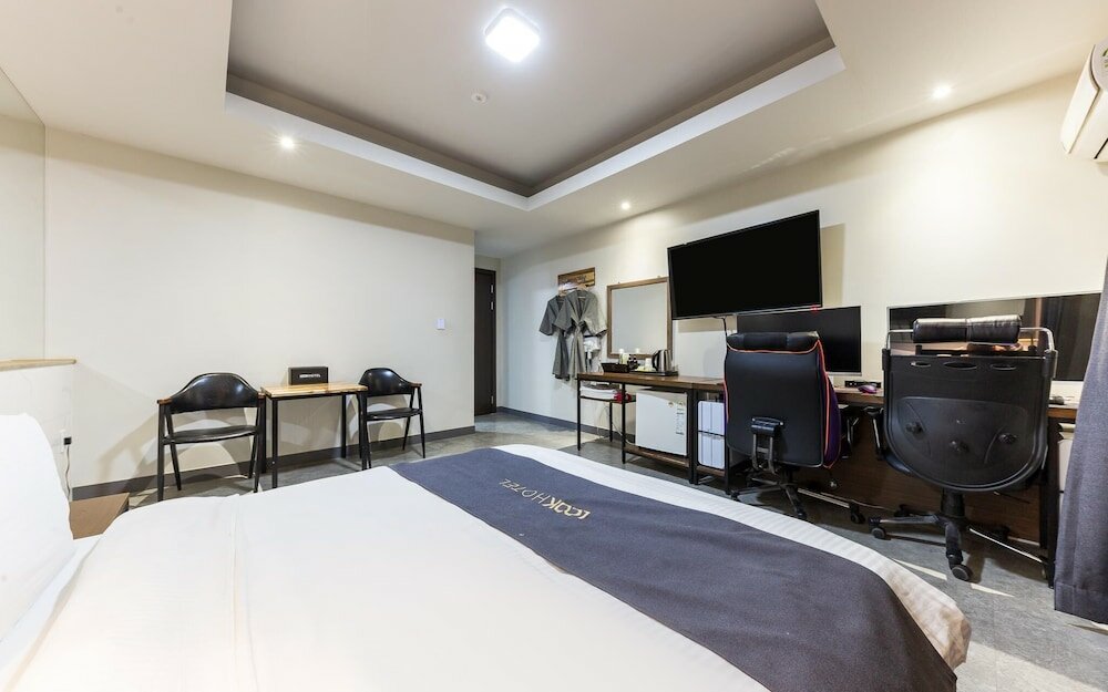 Фото Daejeon Look