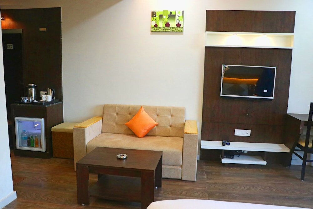 Фото The Grand Astoria Somnath