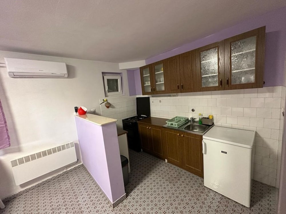 Фото Tonka - 150 m From Beach - A1 Prizemlje