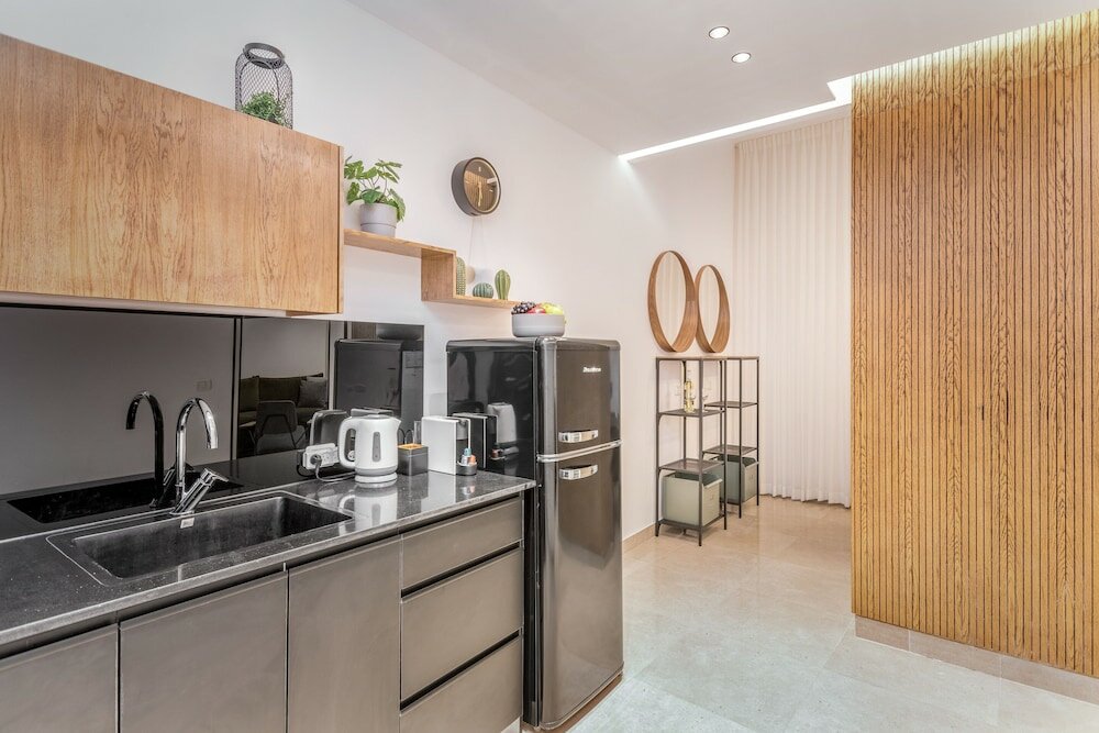 Фото Sea U Jerusalem Mahane Yehuda Apartment Hotel