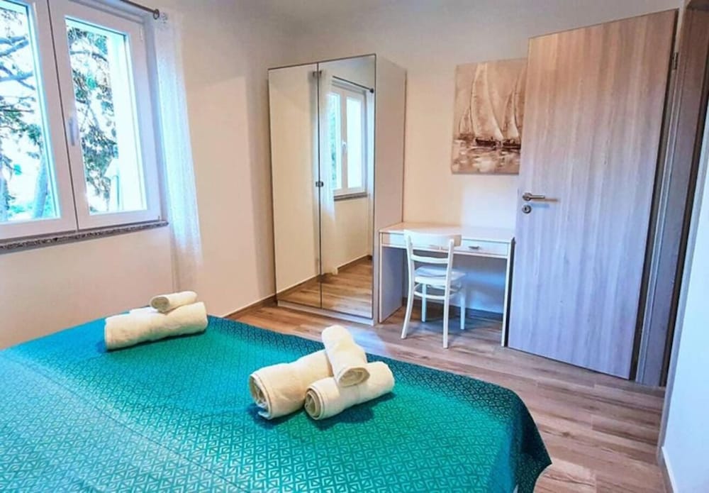 Фото Josip - 100 m From sea - H