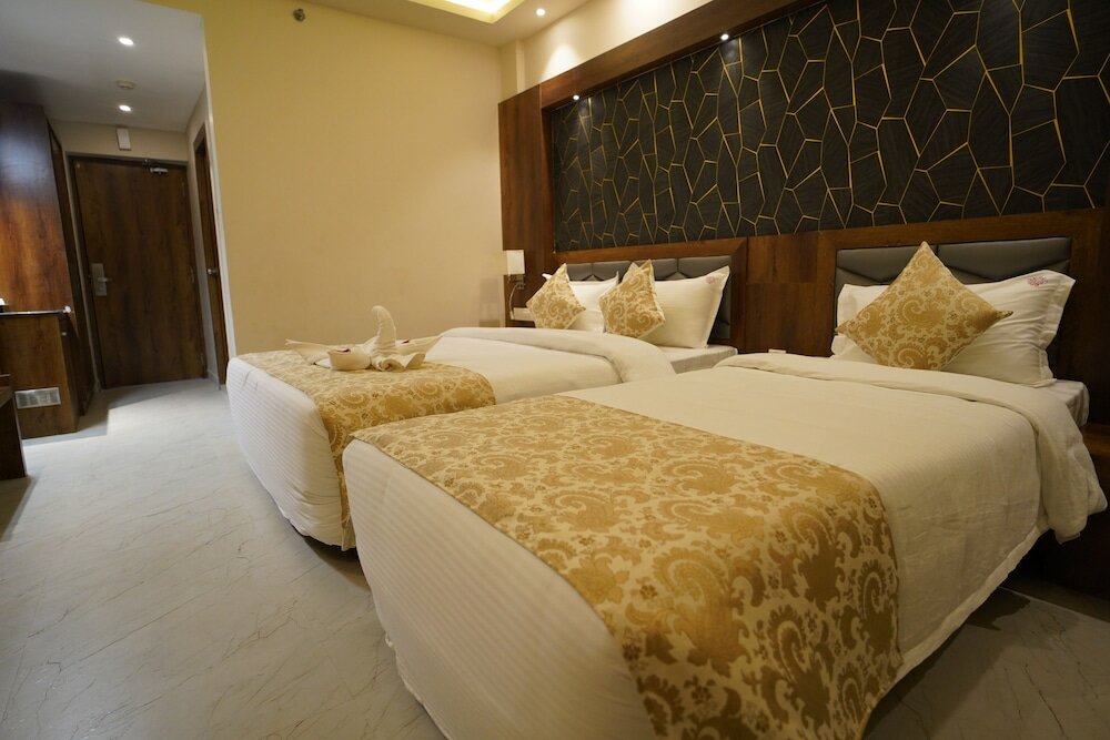 Фото Отель The Adventure Luxury Hotel