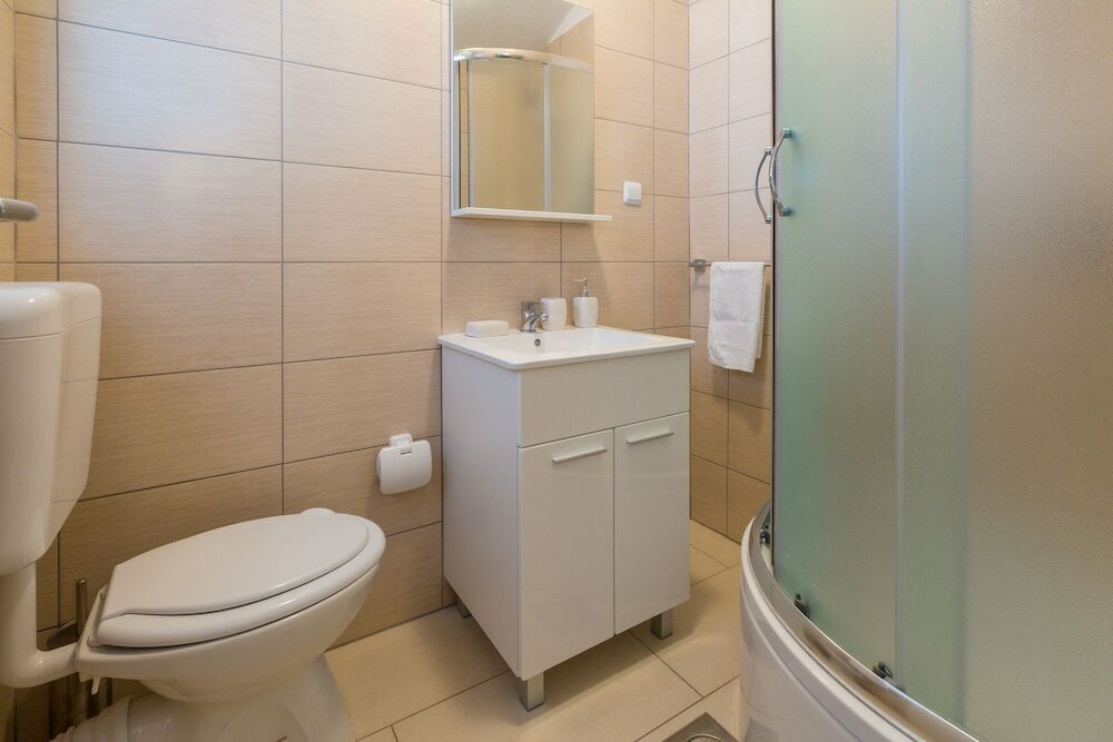 Фото Tomica - Open Pool - A4 Dvoetažni