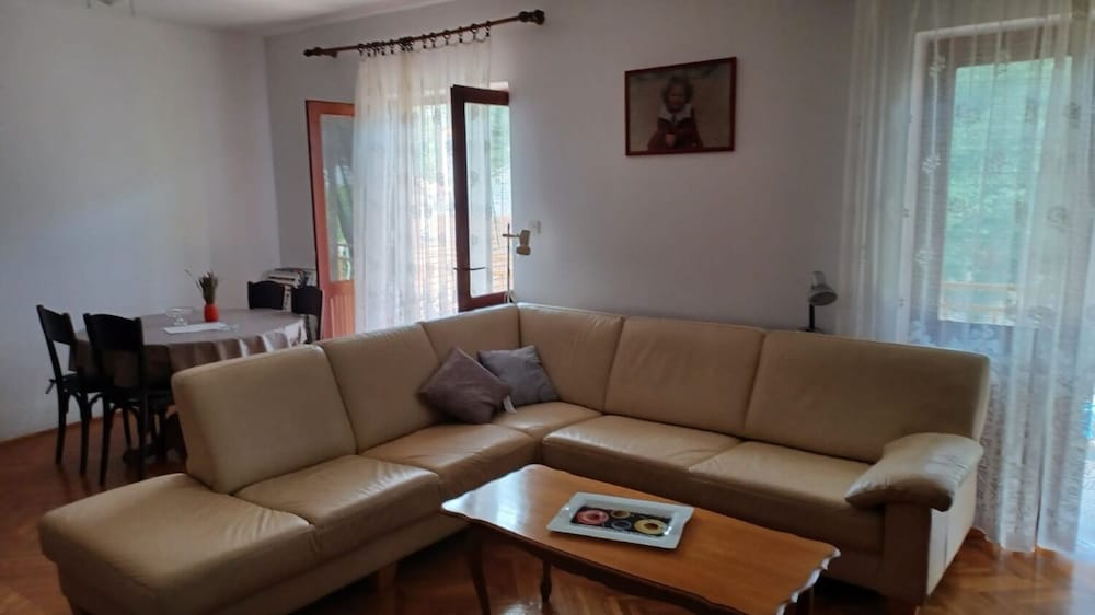 Фото Marin - 200 m From Garden Festival - A1