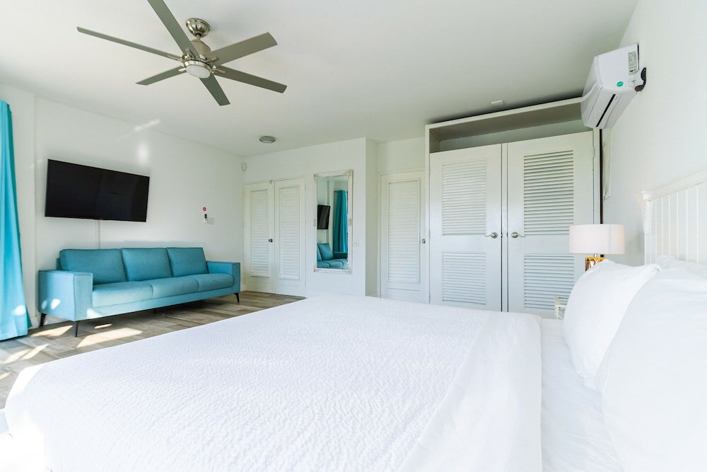 Фото Ocean View! Fully Renovated Villa, Private Pool!