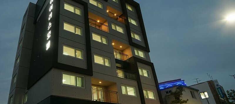 Гостиница Iris Hotel в Согвипхо