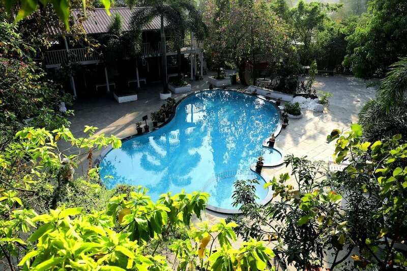Гостиница Pali Village Resort