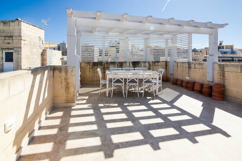 Гостиница Palazzino Birgu Host Family Bed and Breakfast