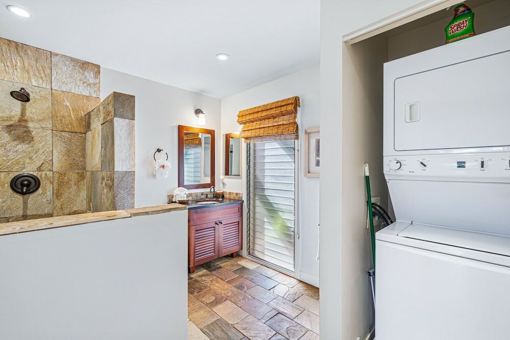 Фото Aina Nalu C107 2 Bedroom Condo by Redawning