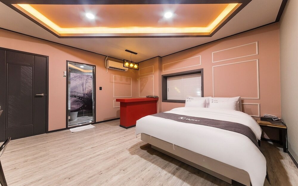 Фото Suwon Yeongtong K Hotel