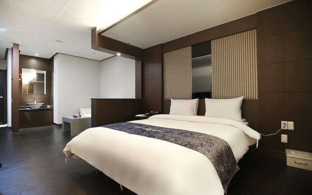 Фото Cheonan Windsor