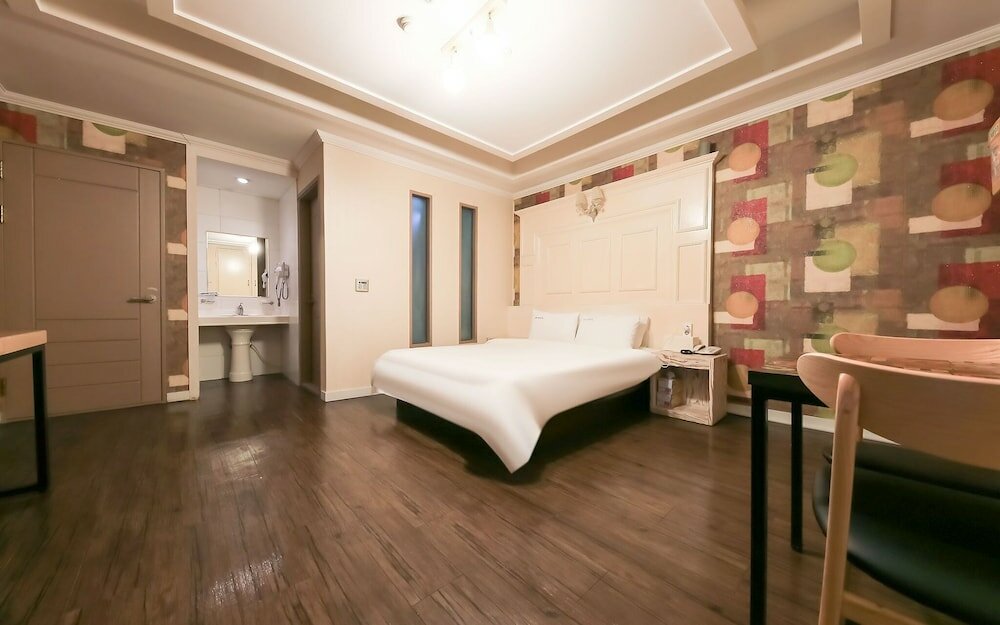 Фото Daejeon Yongjeon Richtel