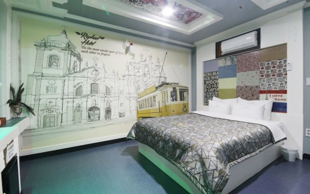 Фото Changwon Sangnam-dong Raphael