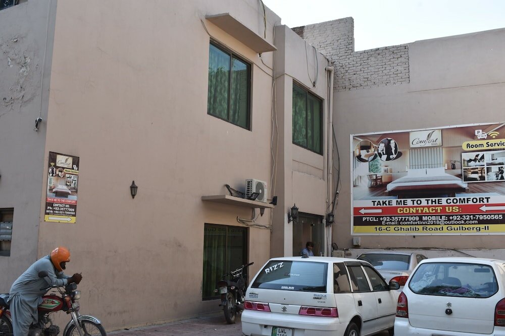 Фото отеля 1