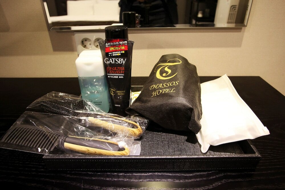 Фото Suwon City Hall Station Tumi