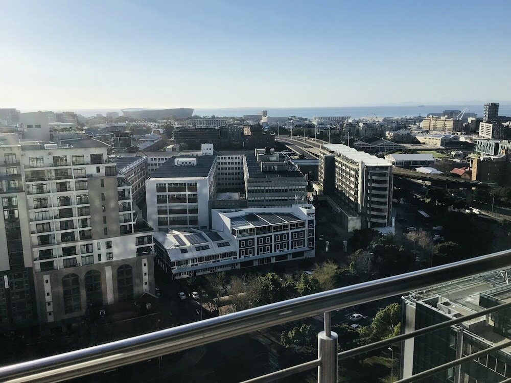 Фото Urban Elephant 16 on Bree