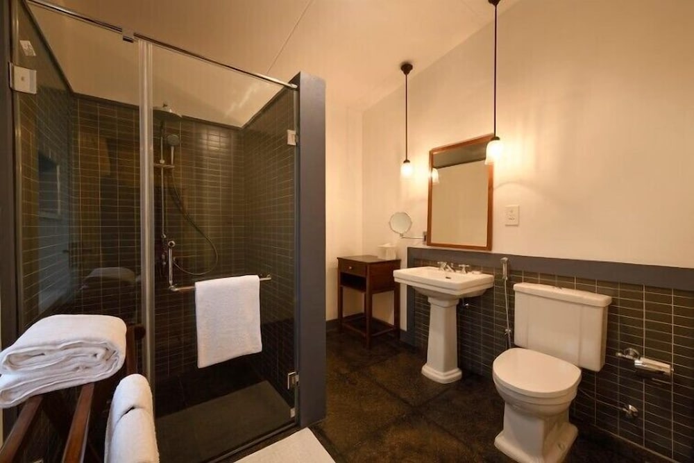 Фото Amã Stays & Trails Tea Estate Bungalows, Munnar