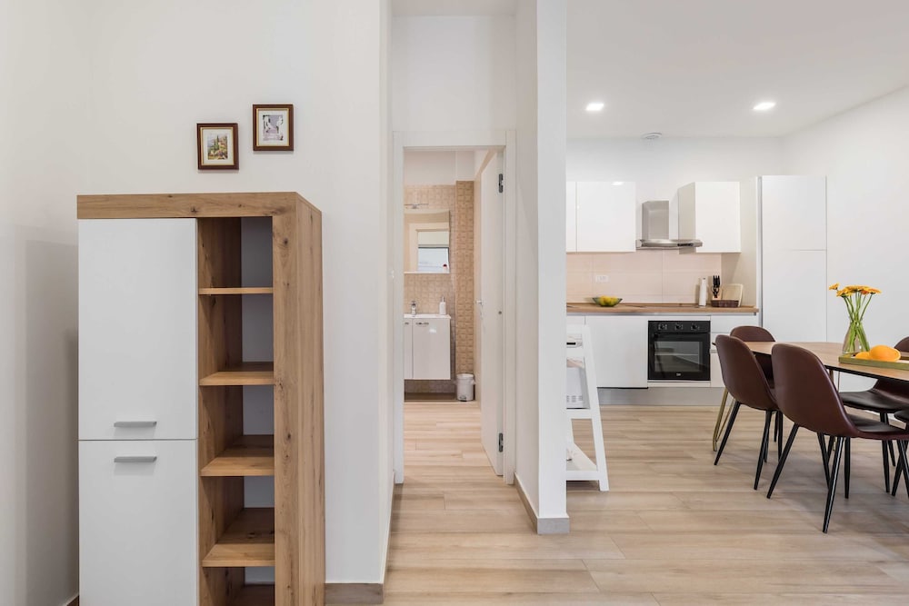 Фото Apartments Villa Salona Sky