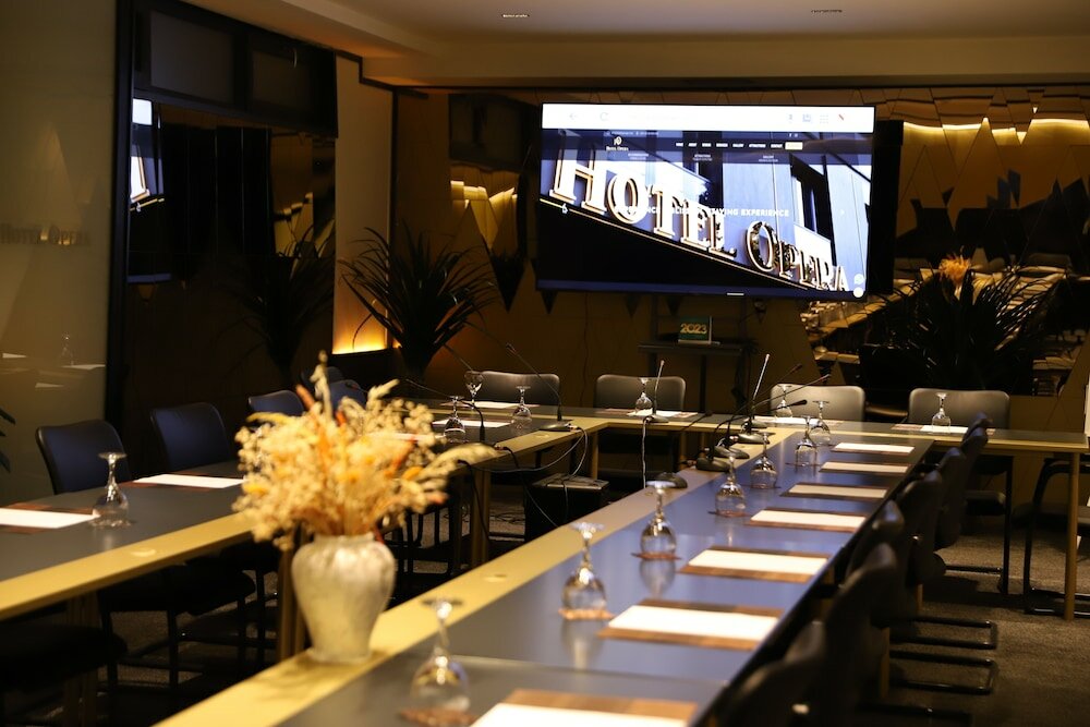 Фото Hotel Opera