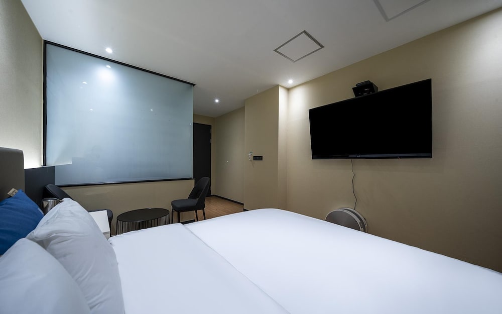 Фото 148107295085