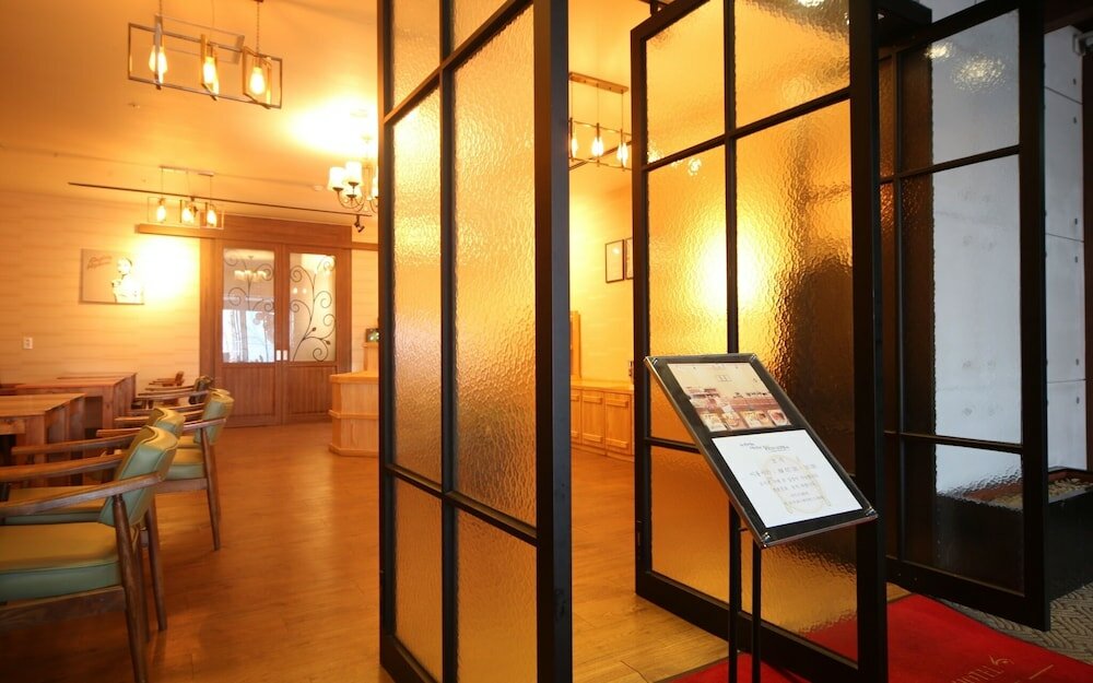 Фото Changwon Bukmyeon Nouage Cullinan