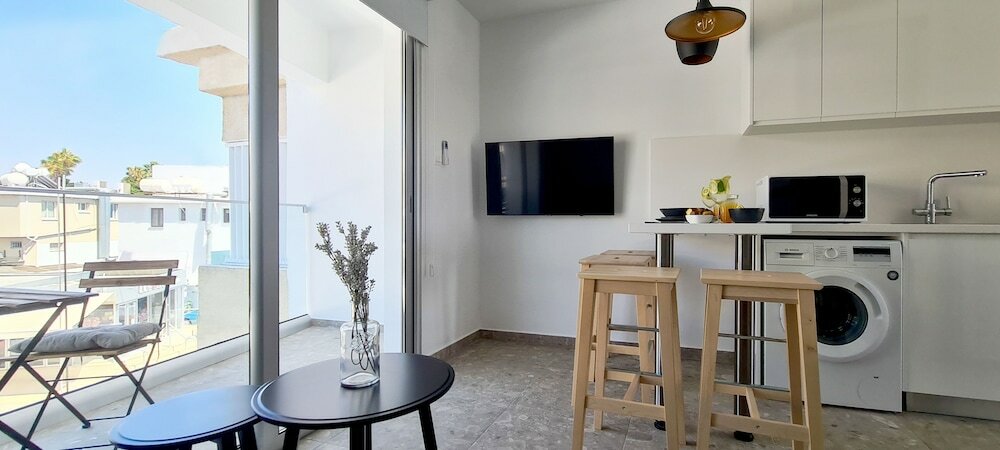 Фото Phaedrus Living: Seaside Luxury Flat Athina 113