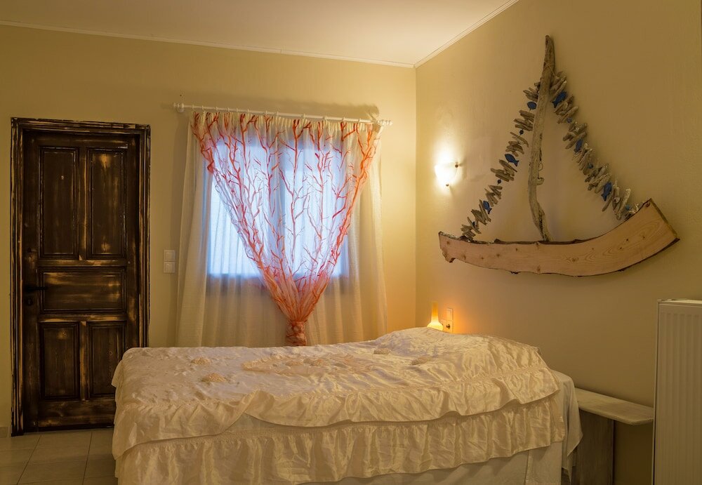 Фото Отель Cavo Petra