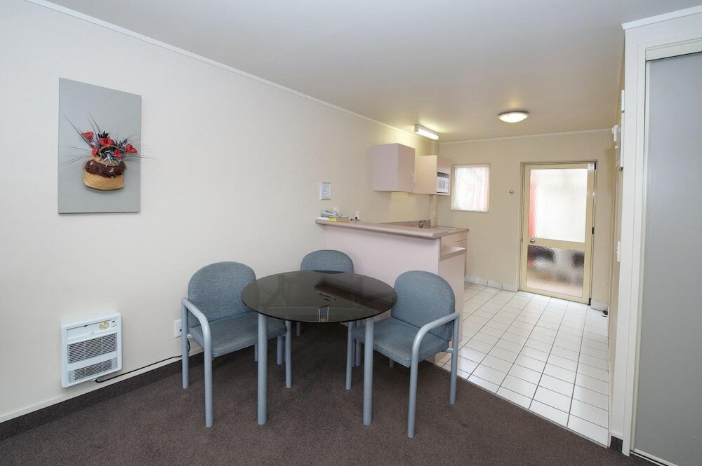 Фото Geneva Motor Lodge