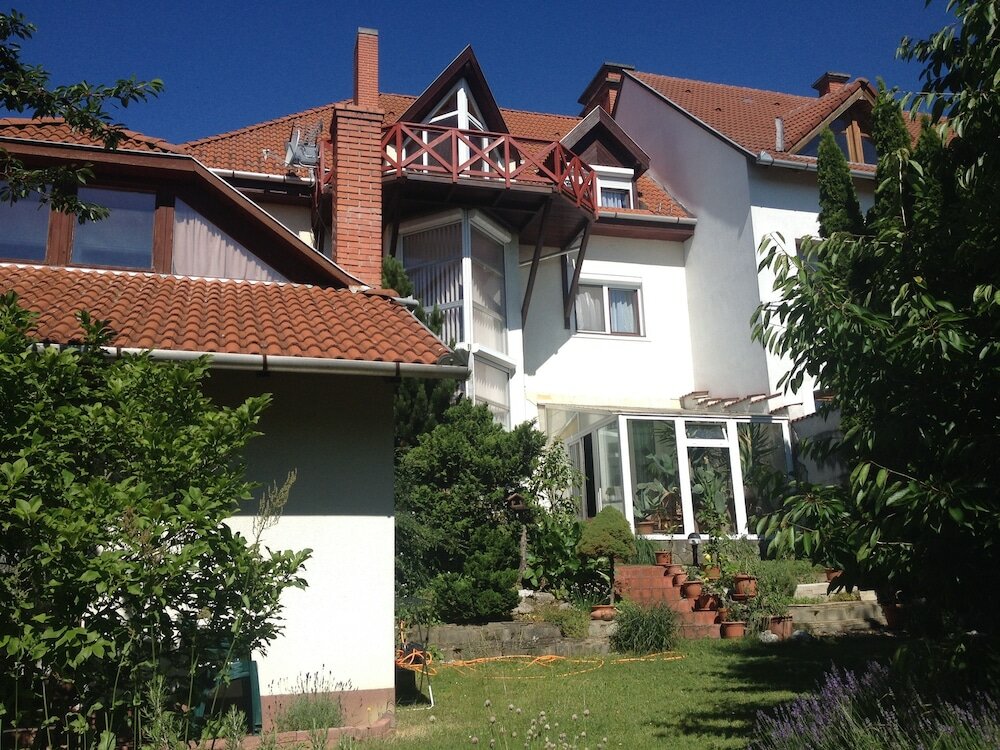 Фото Pension Family Fábsits