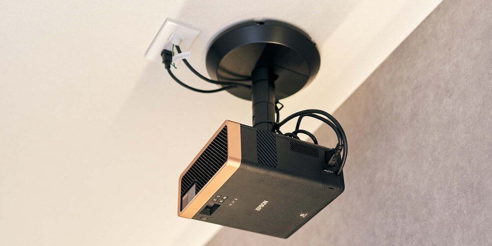 Фото Lacer Okinawa Naha Tomariport