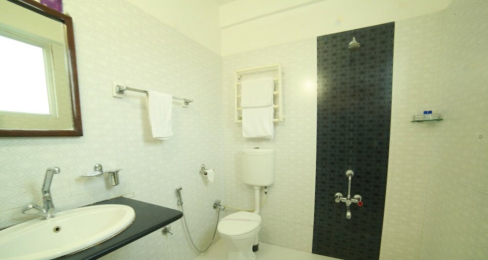 Фото Hotel Karnavati