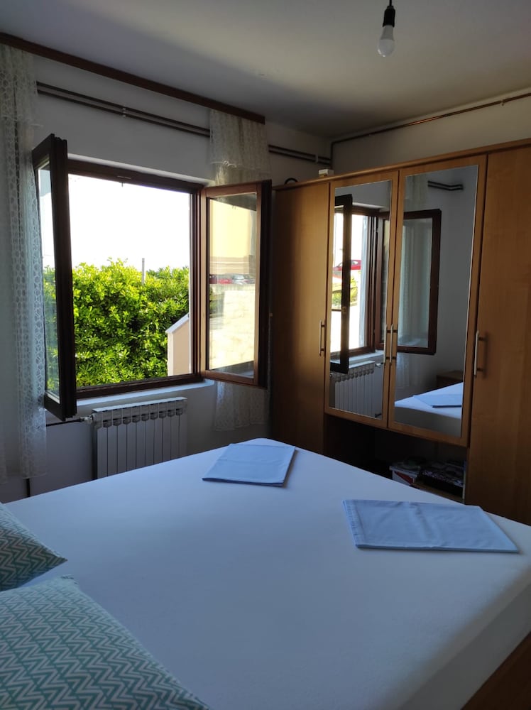 Фото Apartments 4 You