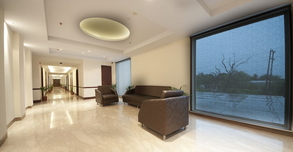 Фото The Golden Palms Hotel And SPA