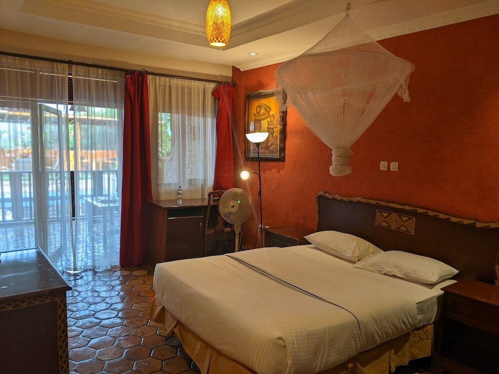 Фото Inside Afrika Boutique Hotel