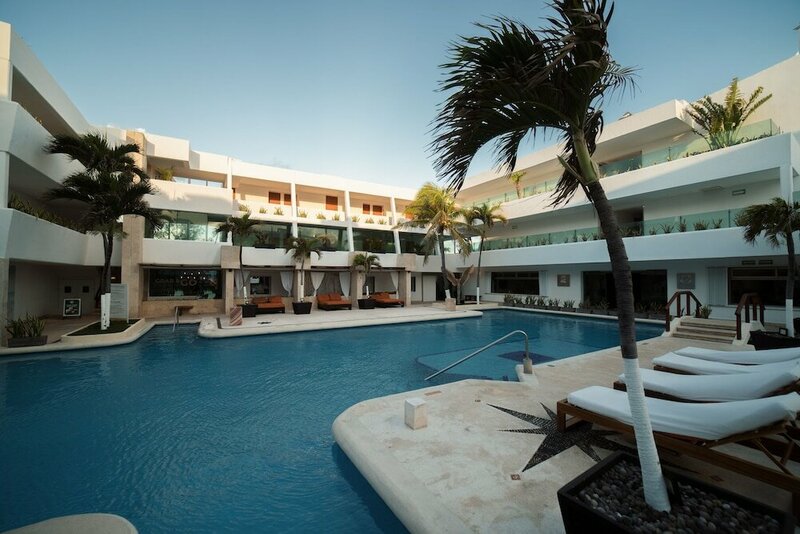 Гостиница Flamingo Cancun Resort в Канкуне