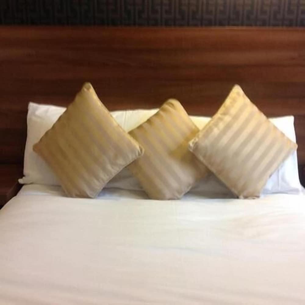 Фото Hotel Oliver