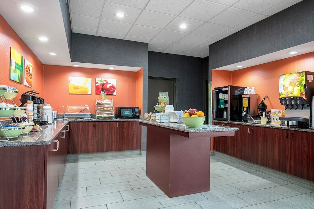 Фото Quality Inn Holly Springs South