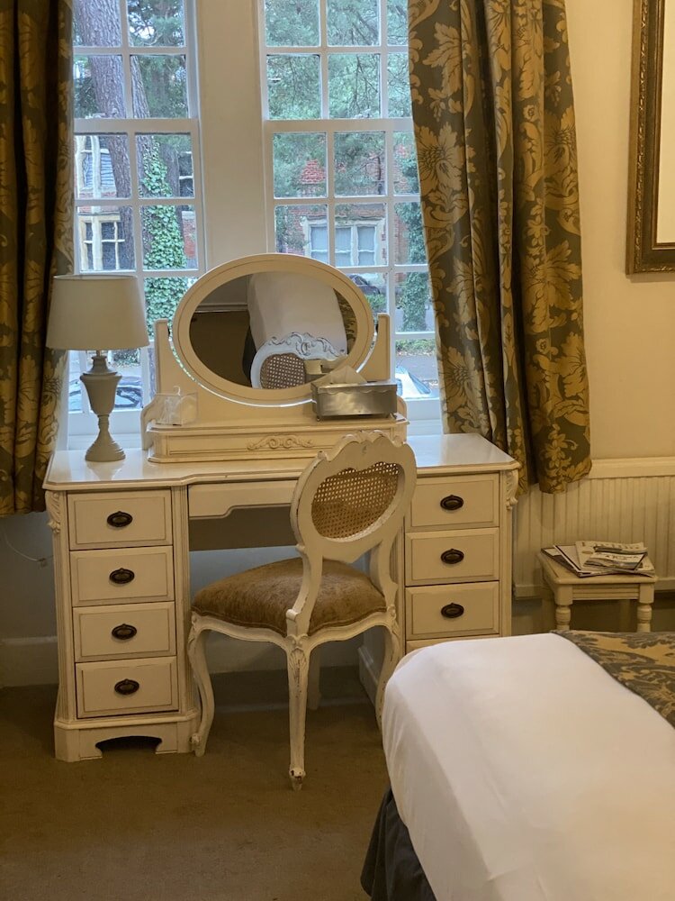 Фото Langtry Manor Hotel