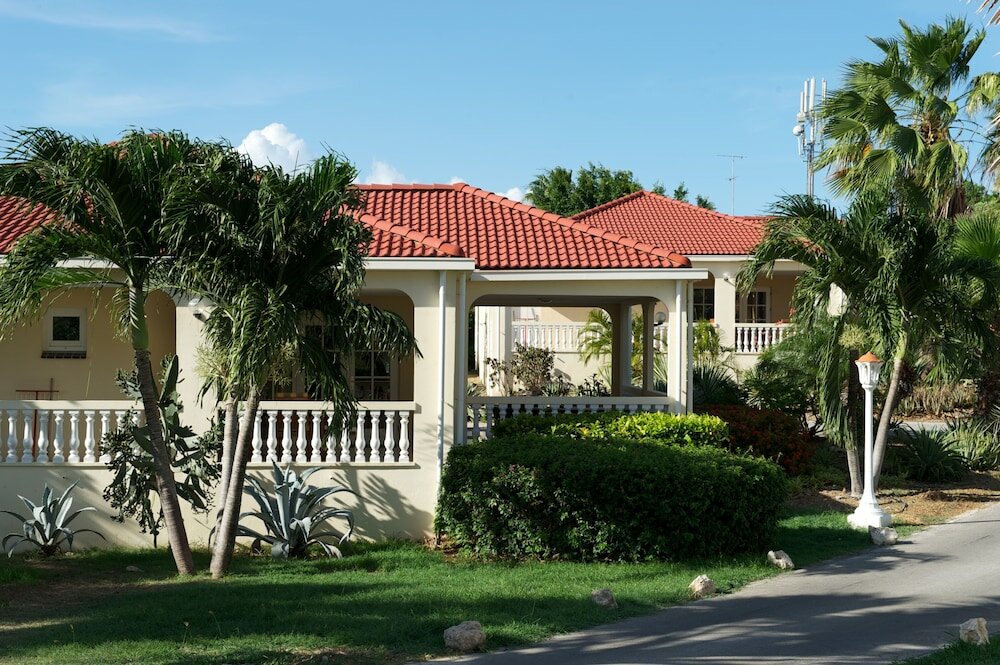 Фото Livingstone Jan Thiel Beach Resort