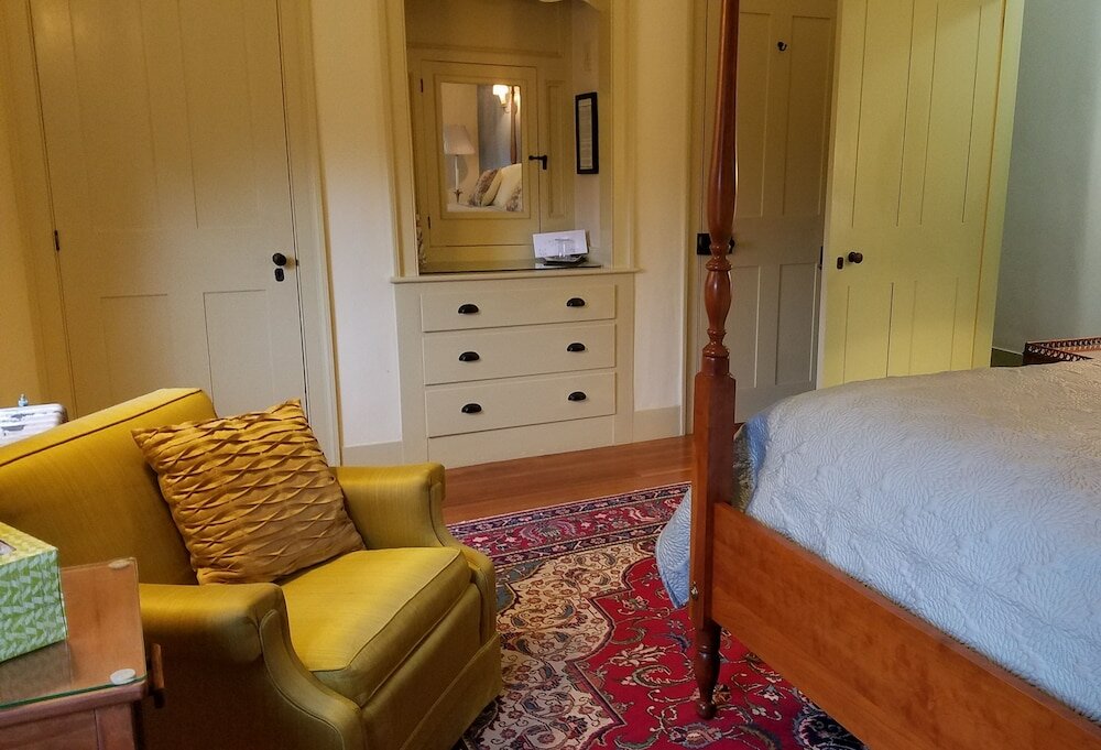 Фото Centennial House